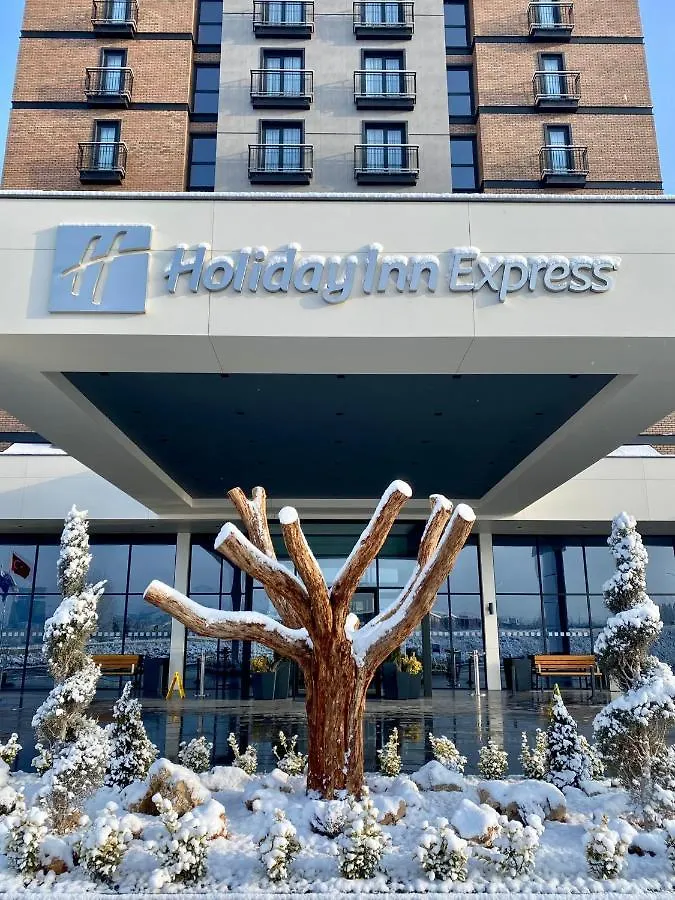 Holiday Inn Express - Ankara - Airport By Ihg 3*,